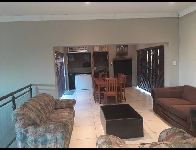 3 BEDROOM HOUSE FOR SALE IN SAFARI GARDENS